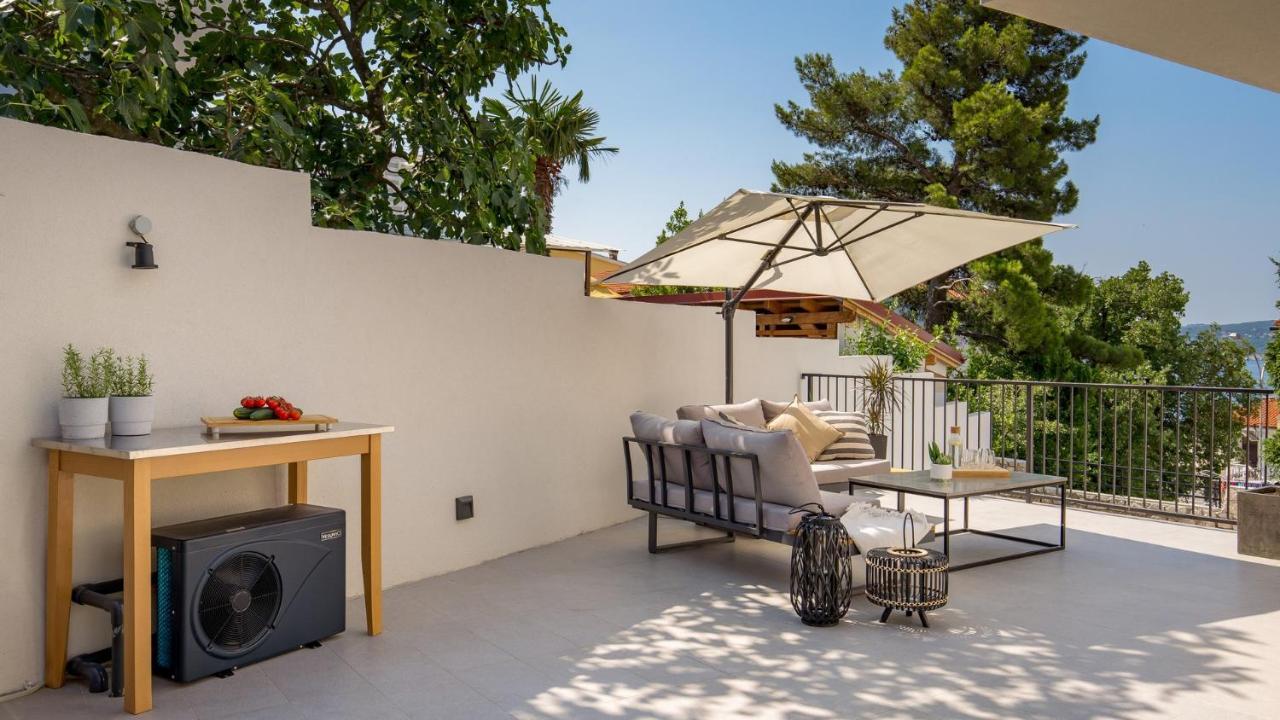 Apartments Villa Frankola With Swimming Pool Crikvenica Exterior photo